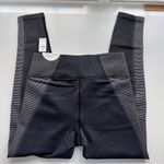 Aerie OFFLINE By Seamless High Waisted Leggings Size Medium Photo 1