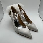Badgley Mischka  Kinsley Pointed Toe Bridal Shoes with Bows white silk SZ 9 NWOB Photo 10