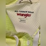 Wrangler EUC Yellow and White Neon Windbreaker size small Photo 10