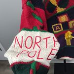 boaz Ugly Christmas Sweater Holiday North Pole Santa’s Workshop Toys Vintage Red Size M Photo 4