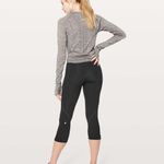 Lululemon Lead the Pack Crop 23" (size 8) Photo 2