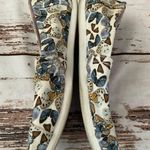 Toms BUTTERFLY COMFORT SLIP ON SHOES Photo 4