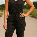 Kyodan NWT Outdoor Camo V Neck Sleeveless Jogger Jumpsuit Romper Size S Photo 0