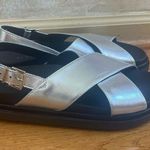 ALOHAS Marshmallow Shimmer Metallic Silver Leather Chunky Sandals Sz 39 EU Photo 2