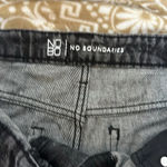 No Boundaries NO BOUNDAIRES HIGH RISE MOM JEANS " FUN DECALS" SIZE 11 Photo 3