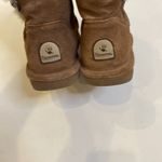 BEARPAW Rosie Women’s Shearling Ankle Booties w/Loop/Button EUC Sz 7 Suede Wool Photo 7