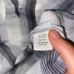 Mudd  Gray Plaid Long Sleeve Popover V-Neck Collared Shirt Women's Size XS Photo 4