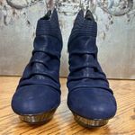 Velvet Angels | Platinum Blue Leather Ruched Front Island Platform Heels Size 9 Photo 2