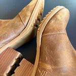 Sorel  Cate Chelsea Tan Leather Chunky Heel Boots Pull On Western Waterproof 6.5 Photo 5