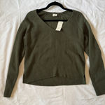 Abercrombie & Fitch Green Ribbed V-neck Sweater Photo 0