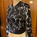 NWT, Lavishly Paris Women’s Designer Graphics Zip Up. Black Photo 15