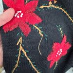 Capacity red cardinal floral button up vest size medium Black Photo 4