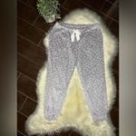 SOMAWKND Sunday Velour Lounge grey and white polka dots pants sz medium Photo 2