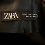 ZARA Faux Leather Shorts With Buttons Size XS Black 3046/250/800 Photo 8