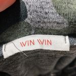 Win win camo hoodie top​​​​ Photo 5