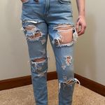 Forever 21 Distressed Jeans Photo 0