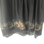 Sugar Lips  Women's Size Medium‎ Black Embroidered Floral Lace Above Knee Skirt Photo 2