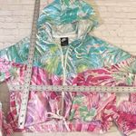 Nike women’s floral Jacket Photo 7
