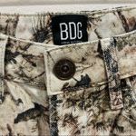 BDG Urban Outfitters Slim Straight Camo Hunting Jeans Size 25 Utility Cargo Photo 3