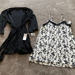 Linea Donatella Linea Donatelle Floral Black White 2 Piece Robe/Chemise Set SIZE M Photo 0