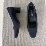 Vtg Villager Liz Claiborne Navy Blue Fabric Block Heel Square Toe Pumps Sz 9.5 Photo 1