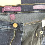 Gloria Vanderbilt  Amanda Dark Wash Two-Tone Stitching Jeans Size 12P Photo 10