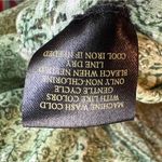 Lee  Size 2X Lime Green V-Neck Top with 3 Buttons on Front with Tabbed Sl… Photo 9