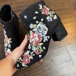 White House | Black Market  Titus Black Floral Embroidered Suede Ankle Boots Sz 6 Photo 4