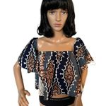 American Vintage Vintage Royal Native crop off or on the shoulder crop print top size small Photo 2