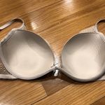 Victoria's Secret Victoria’s Secret incredible plunge bra size 34DD. Photo 4