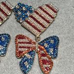 BaubleBar  Stars and Stripes Earrings D6‎ Photo 2