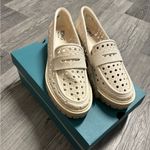 Toms  Cara Leather Embossed Platform Loafer Photo 0