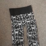 Tahari  Leggings SIZE S Photo 1