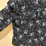 Cupcakes and Cashmere  Floral Top Small  Photo 9