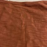 Lululemon T shirt Photo 1