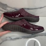 Revitalign Siesta Nuevo Women's Burgundy Patent Leather Mandy Mule Sz 10 Comfort Red Photo 4