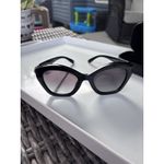 Coach EUC HC 8421U 50023C Black Plastic Sunglasses Grey Gradient Lens Photo 10