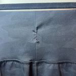 Vuori Daily Jogger Leggings Black Camo High Rise 7/8 Gym Stretch FLAW Women's XS Photo 12