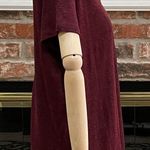 Old Navy  linen-blend maroon boyfriend tee / S/M / Excellent condition Photo 2