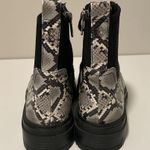 Circus by Sam Edelman  Giovanny black lace up snakeskin combat boots sz 7.5 Photo 2