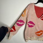 Boutique kisses all over lip print deep v Photo 3