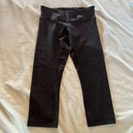 Lululemon  Leggings Women's Size 8 Black Crop Knee High Photo 0