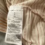 Old Navy Size S Coral Ombré Embroidered Stripe Short Sleeve Crew Neck Tee Shirt Photo 7