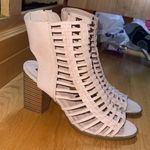 London rag Open Toe Booties Photo 0