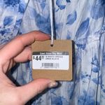 Flower blue and white dress Photo 2