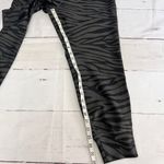 Old Navy Women's Animal Print High Rise Powersoft Jogger Sz M Photo 10