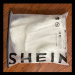 SheIn Off White longsleeves Oversized Sweater w/bag - Size Medium Photo 8