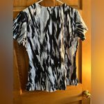 Grey's Anatomy Grey’s Anatomy by barco black white scrub top size medium Photo 2