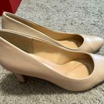 Kelly & Katie  Nude Heels Photo 2