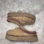 UGG  Tazz Braid Platform Slippers Natural Women's Size 7 Fuzzy Fur Lined Photo 2